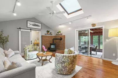 11 Barrett, Bellingham, MA 02019 - Photo 6