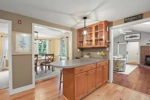 11 Barrett, Bellingham, MA 02019 - Photo 10