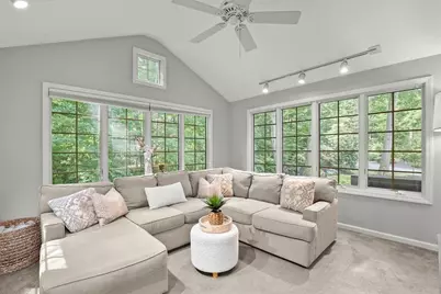 11 Barrett, Bellingham, MA 02019 - Photo 20