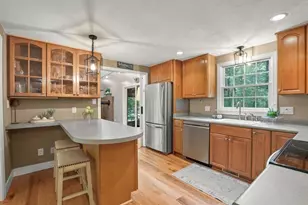 11 Barrett, Bellingham, MA 02019 - Photo 8
