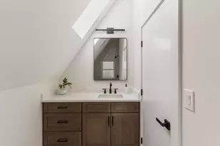 60 Franklin St, Somerville, MA 02145 - Photo 20