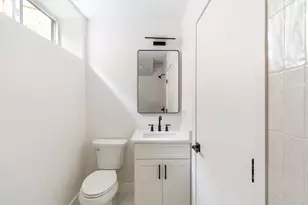 60 Franklin St, Somerville, MA 02145 - Photo 26
