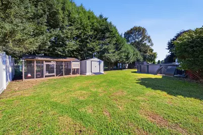 214 Dayton Street, Chicopee, MA 01013 - Photo 40