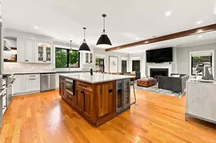 11 Locke St, Winchester, MA 01890 - Photo 1