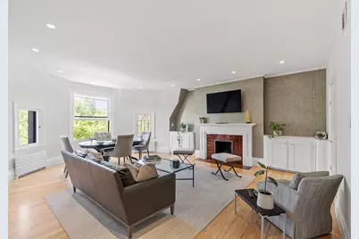 178 Commonwealth #7, Boston, MA 02116 - Photo 2