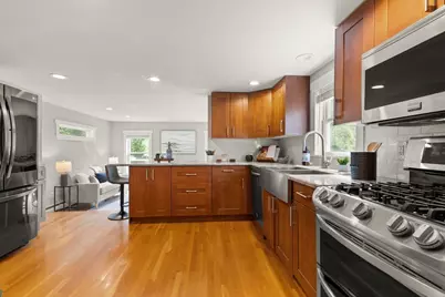 76 Saunders Street, Medford, MA 02155 - Photo 6