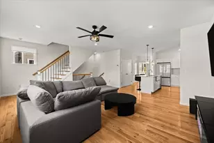 18 Oxbow Rd, Raynham, MA 02767 - Photo 12