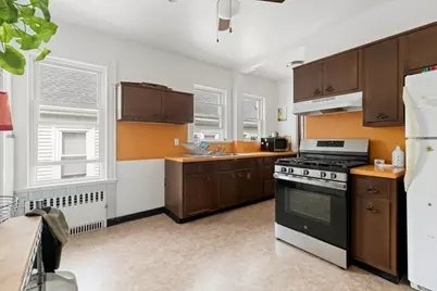 7 Hamilton Rd, Somerville, MA 02144 - Photo 12