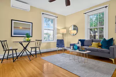122 W Wyoming Ave #C, Melrose, MA 02176 - Photo 2