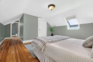122 W Wyoming Ave, Melrose, MA 02176 - Photo 16