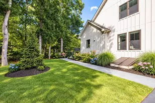 23 Kingston St, Kingston, MA 02364 - Photo 4