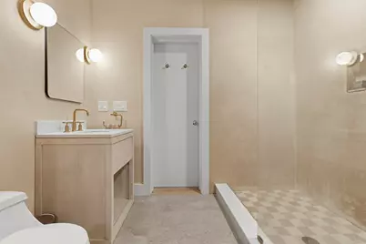 134 Beach St #3B, Boston, MA 02111 - Photo 22