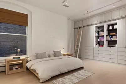 134 Beach St #3B, Boston, MA 02111 - Photo 16