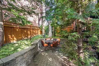 295 Bunker Hill St #2, Boston, MA 02129 - Photo 36