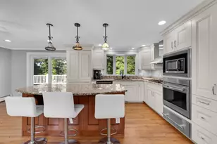 29 Carroll St, Auburn, MA 01501 - Photo 4