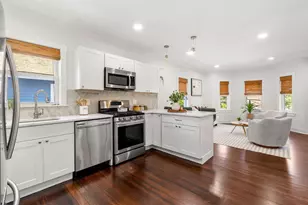 16 Phelps St, Salem, MA 01970 - Photo 12