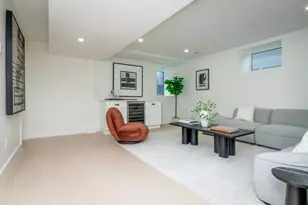 109 Lakeview Ave, Cambridge, MA 02138 - Photo 28