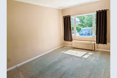 27 South Street, South Hadley, MA 01075 - Photo 12