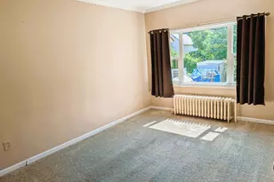 27 South St, South Hadley, MA 01075 - Photo 12