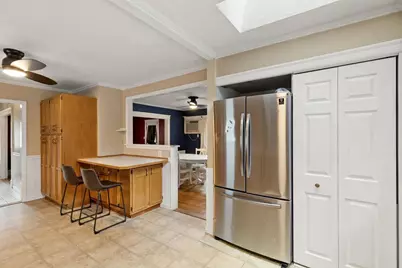 223 Linwood St, Lynn, MA 01905 - Photo 10