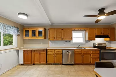 223 Linwood St, Lynn, MA 01905 - Photo 8