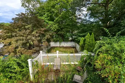 223 Linwood St, Lynn, MA 01905 - Photo 32