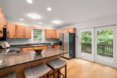 79 Beecher Pl #5, Newton, MA 02459 - Photo 6