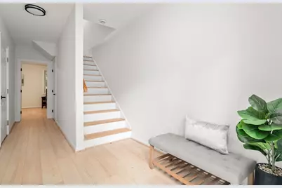 79 Beecher Pl #5, Newton, MA 02459 - Photo 4