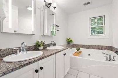 79 Beecher Pl #5, Newton, MA 02459 - Photo 18