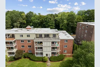 20 Hamilton Rd #401, Arlington, MA 02474 - Photo 1