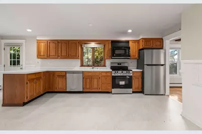 132 May St, Worcester, MA 01602 - Photo 8