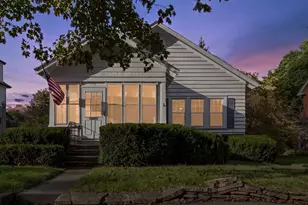 132 May St, Worcester, MA 01602 - Photo 1