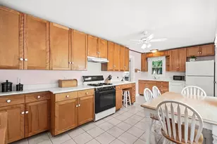 89 Bedford St, Waltham, MA 02453 - Photo 4