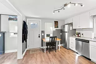 42 7 Mile River Dr, Attleboro, MA 02703 - Photo 4