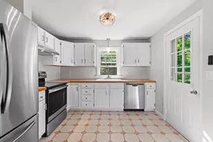 27 Westdale Ave, Seekonk, MA 02771 - Photo 6