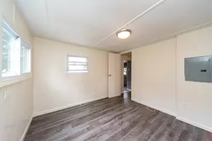 163 Highland St, Clinton, MA 01510 - Photo 12