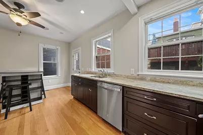 519 E 5th Street, Boston, MA 02127 - Photo 4
