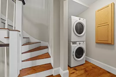 519 E 5th Street, Boston, MA 02127 - Photo 12
