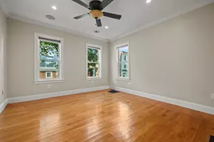 519 E 5th St, Boston, MA 02127 - Photo 8