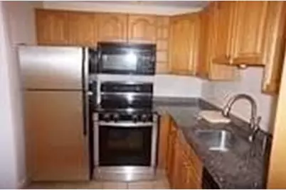 599 Old West Central #C2, Franklin, MA 02038 - Photo 4
