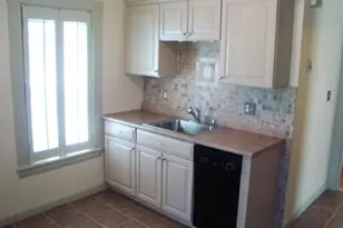 4 Beech St, Newton, MA 02458 - Photo 2
