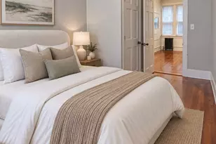 33 Irving St, Boston, MA 02114 - Photo 8