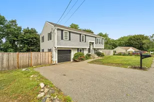 8 Skyview Ln, Woburn, MA 01801 - Photo 2