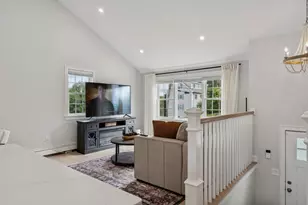 8 Skyview Ln, Woburn, MA 01801 - Photo 8