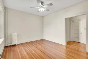 457 Washington, Newton, MA 02458 - Photo 8