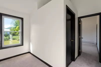 61 Pelham Rd, Amherst, MA 01002 - Photo 10
