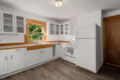 61 Pelham Rd, Amherst, MA 01002 - Photo 22