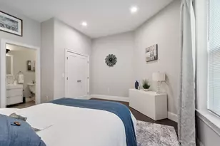 301 Saratoga St, Boston, MA 02128 - Photo 16