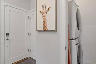 301 Saratoga St, Boston, MA 02128 - Photo 12