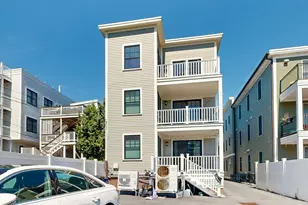 613 E 6th St, Boston, MA 02127 - Photo 34